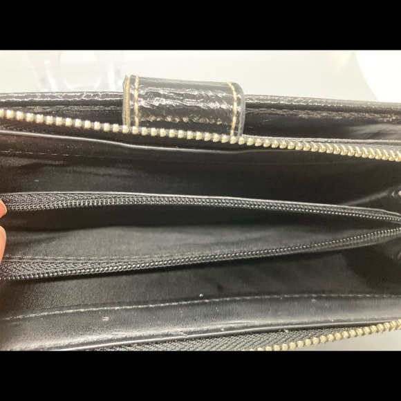 Coach Wallet Great Condition - Picture 3 of 9